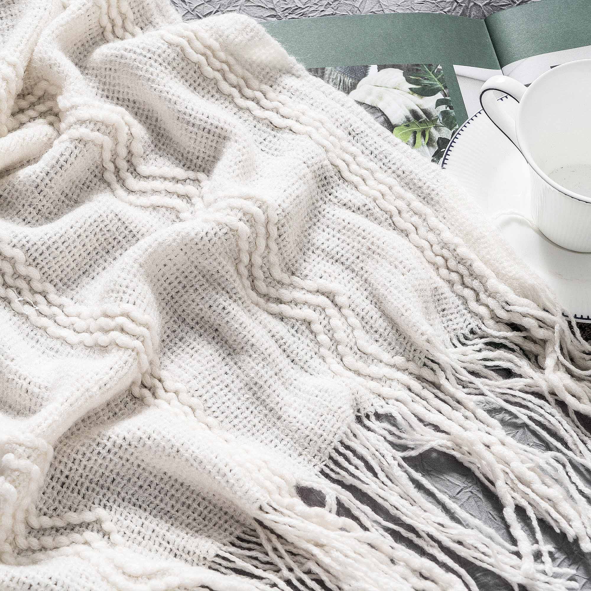 Wavy Pattern Fringe Throw