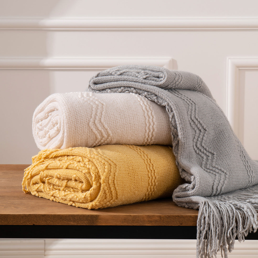 Wavy Pattern Fringe Throw