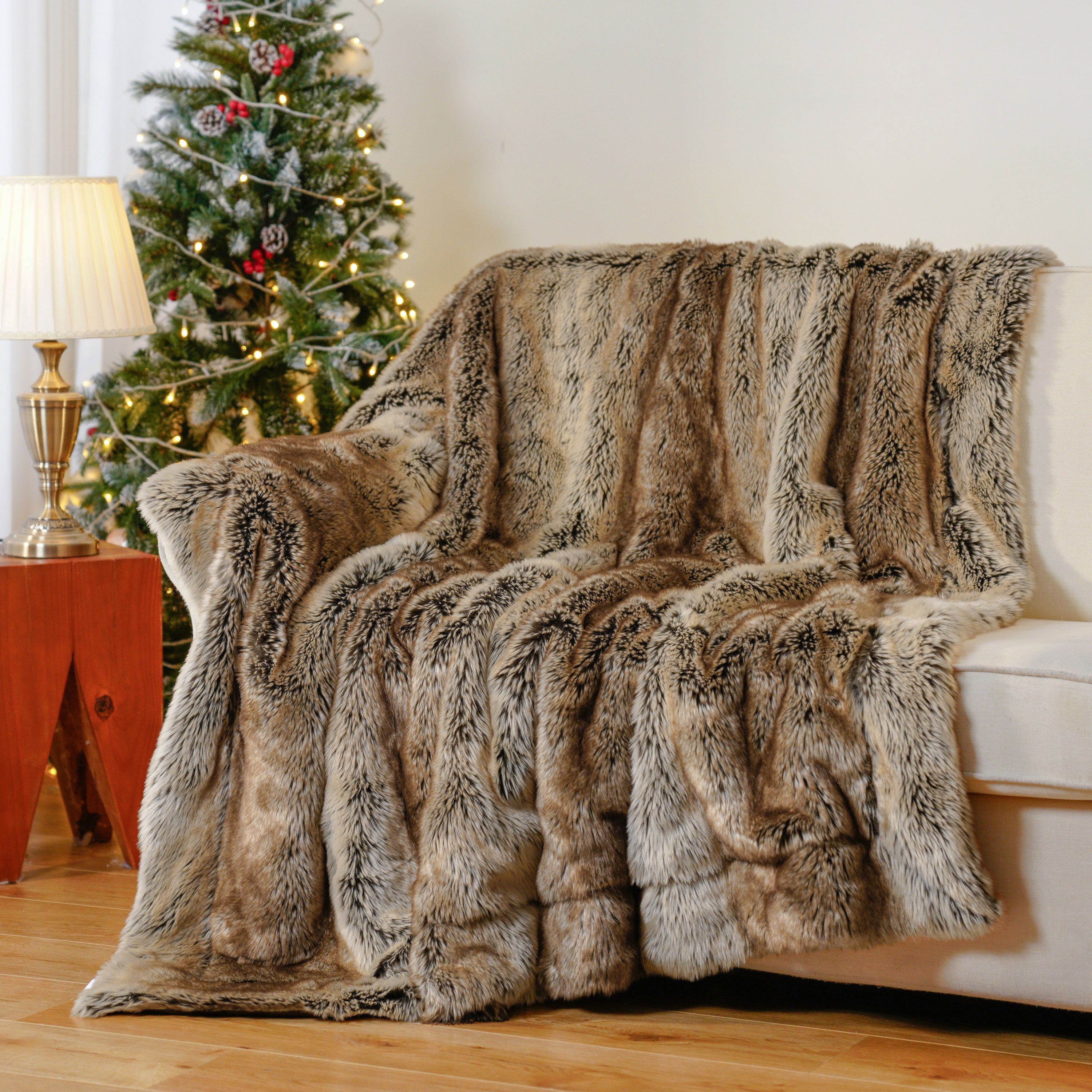 Faux Fur Ombre Blanket