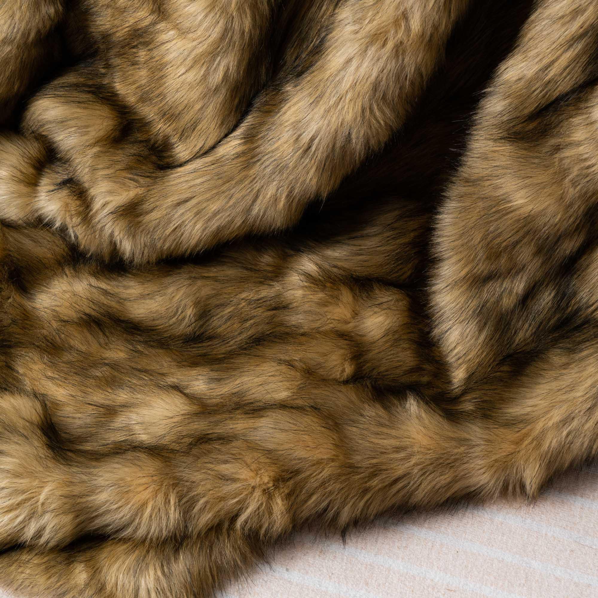 Faux animal fur discount blanket